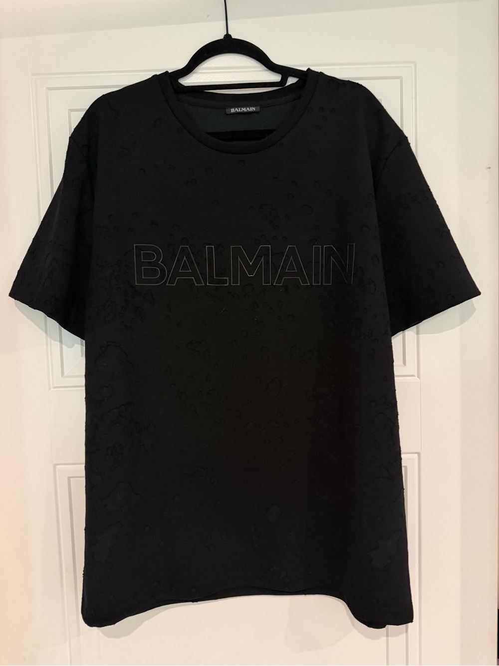 Balmain Men's Black Logo Crew Neck T-Shirt distressed